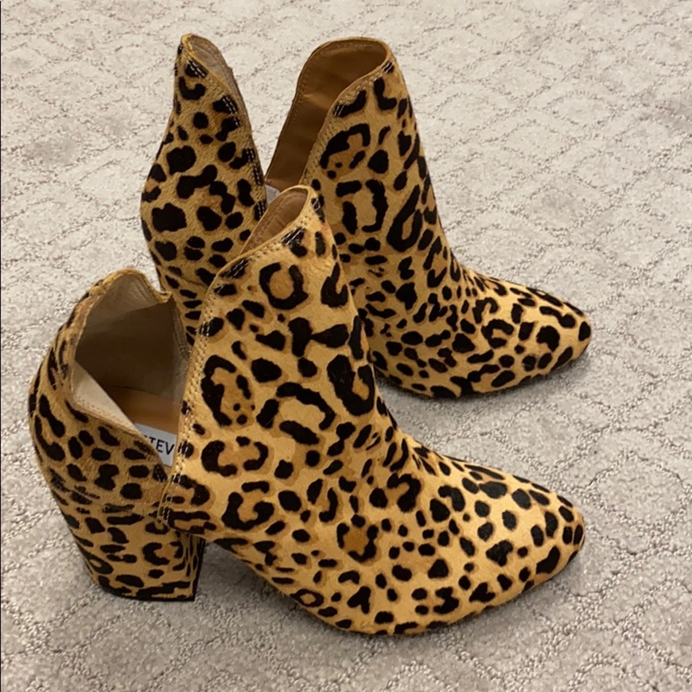 Steve Madden booties